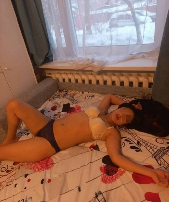 😏 Живу в Москве, столице страсти и разврата. Мои услуги полны эротических наслаждений 💋, я умею сделать массаж и погрузить тебя в мир блаженства. Предлагаю широкий спектр возможностей – от классического секса до экзотических фантазий. 💦 Мои клиенты остаются довольны, о чем говорят положительные отзывы. 🌟 Фотографии настоящие и проверенные, все мои достоинства в полном раскрытии. Жду тебя, чтобы сделать нашу встречу незабываемой! 😉 Шура